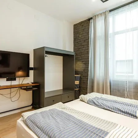 Viral 2 Bedroom Photo Loft شقة