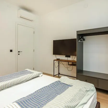 Viral 2 Bedroom Photo Loft *